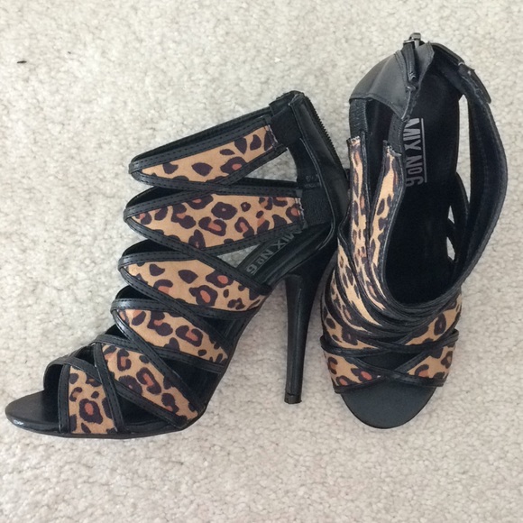 Leopard print heels - Picture 2 of 3